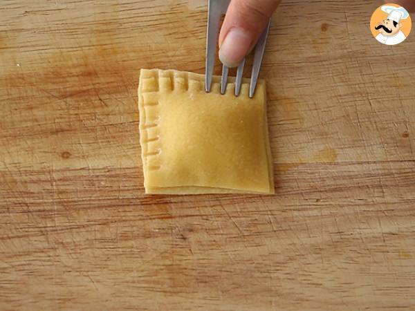 Ricotta ravioli, vaiheittainen resepti - Valmistelu askel 7