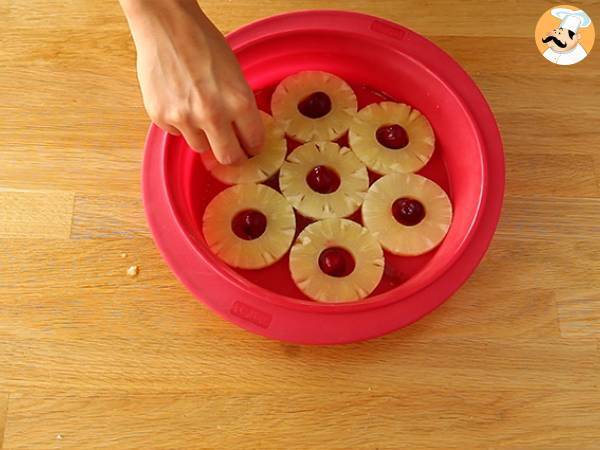 Helppo ananaksella ylösalaisin -kakku - Valmistelu askel 2