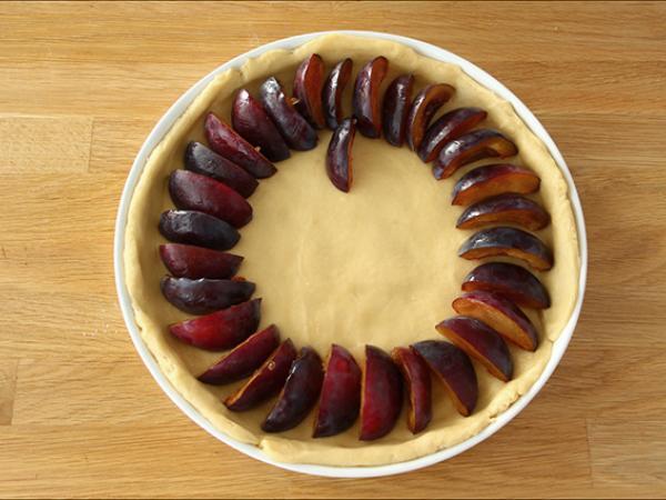 Brioche-luumutorttu - Valmistelu askel 4