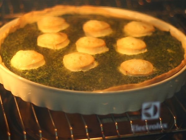 Pinaatti- ja vuohenjuustopiirakka - Valmistelu askel 4