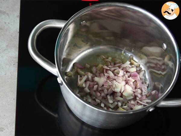 Leivonnainen purjo-perunakeitto - Valmistelu askel 1