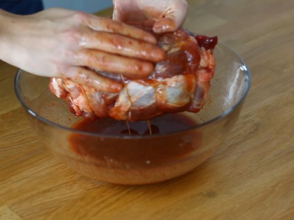 Amerikkalaistyylinen pulled pork - Valmistelu askel 2