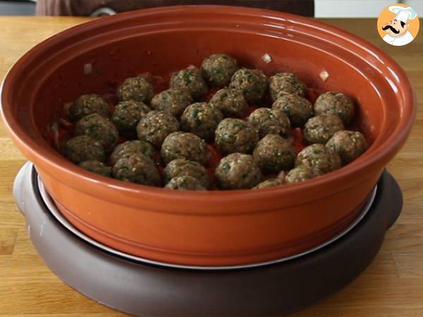 Kefta tagine (mausteisten ja yrttien kanssa jauhettuja lihapullia) - Valmistelu askel 5