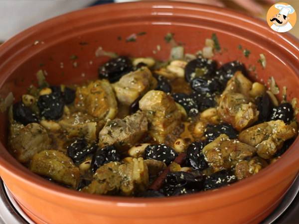 Lampaanliha tagine luumujen kanssa (vaiheet ja video) - Valmistelu askel 6