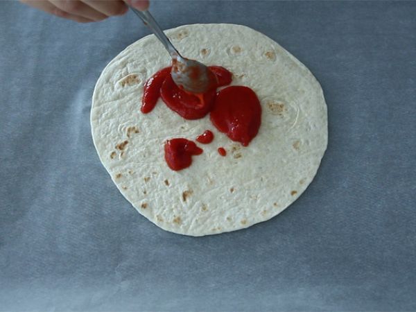 Pizza tortilla express - Valmistelu askel 1