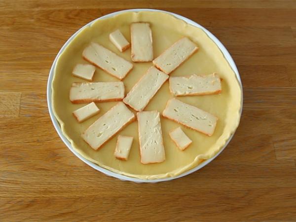 Nopea ja helppo Maroilles-torttu - Valmistelu askel 1
