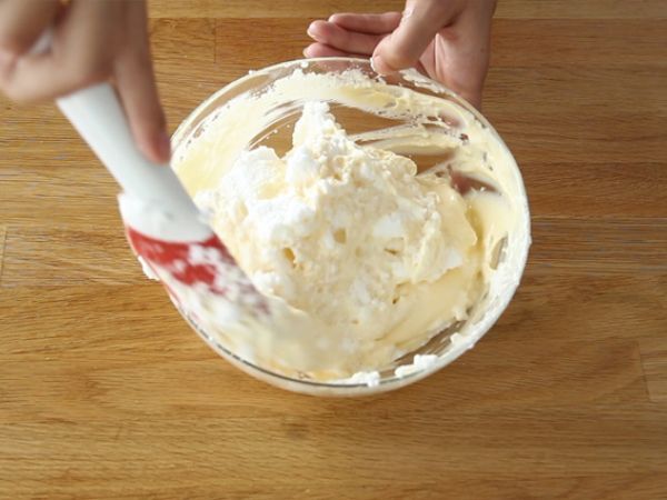 Nopea ja helppo vadelmatiramisu - Valmistelu askel 4