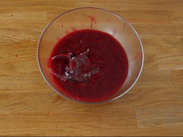 Mango- ja vadelmakakku - Valmistelu askel 1