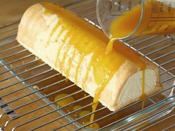 Mango- ja vadelmakakku - Valmistelu askel 22