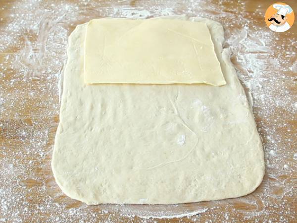 Croissantit selitetään askel askeleelta - Valmistelu askel 6