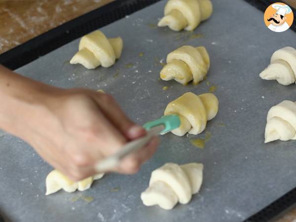 Croissantit selitetään askel askeleelta - Valmistelu askel 17