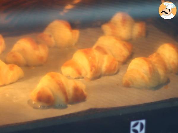 Croissantit selitetään askel askeleelta - Valmistelu askel 18
