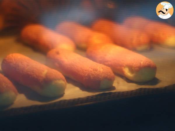 Pistaasikermalla ja vadelmilla täytetyt eclairit - Valmistelu askel 12