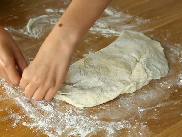 Fougasse pekonilla ja sipulilla - Valmistelu askel 5