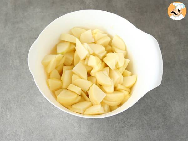 Omenat, saksanpähkinät ja kaneli kakku - Valmistelu askel 1