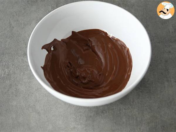 Vaahtokarkki- ja hasselpähkinäsuklaat - Valmistelu askel 1