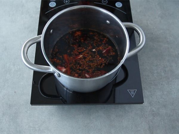 Kotitekoinen glögi - Valmistelu askel 2