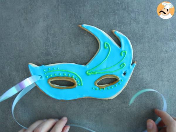 Karnevaalipikkuleipämaskit - Valmistelu askel 6