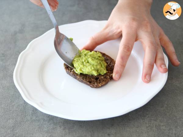 Avokado-toast ja poached muna - Valmistelu askel 3