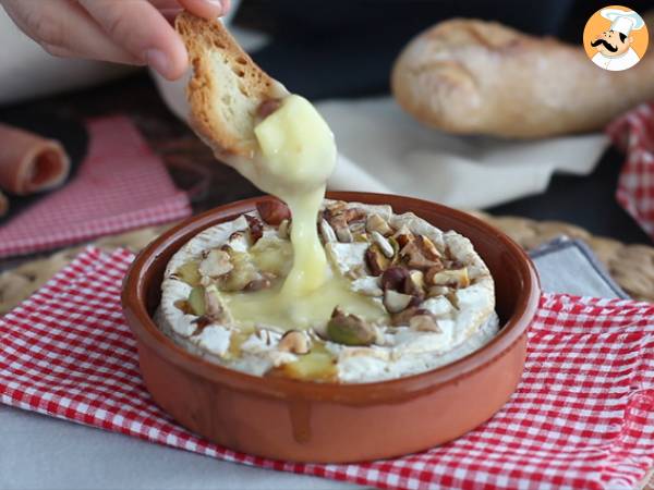 Uunissa paahdettu Camembert hunajan ja saksanpähkinöiden kera - Valmistelu askel 4