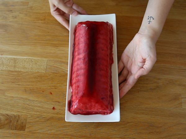 Vadelma tiramisu jouluhalko - Valmistelu askel 11