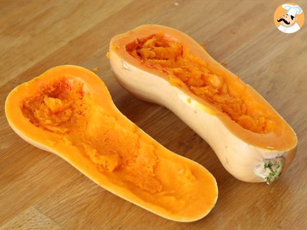 Butternut-kurpitsa kvinoalla ja granaattiomenalla - Valmistelu askel 2
