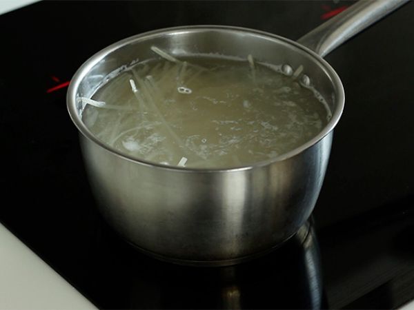 Pad thai tofua varten - Valmistelu askel 1