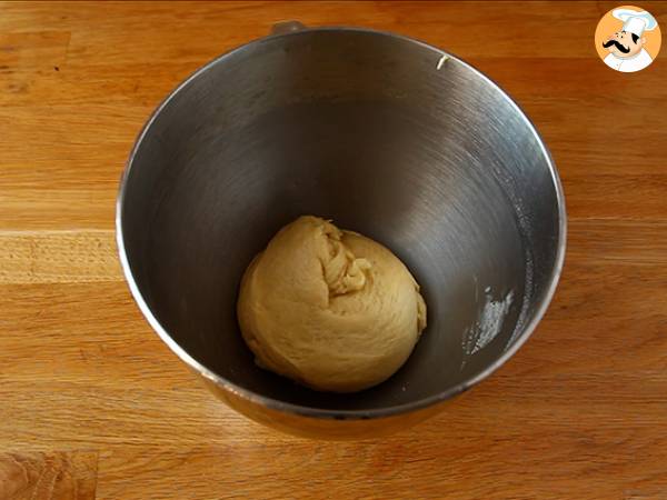 Suklaa- ja hasselpähkinä-babka - Valmistelu askel 3