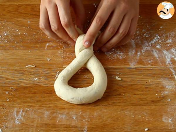 Mozzarellaa ja rosmariinia sisältävät rinkeli - Valmistelu askel 5