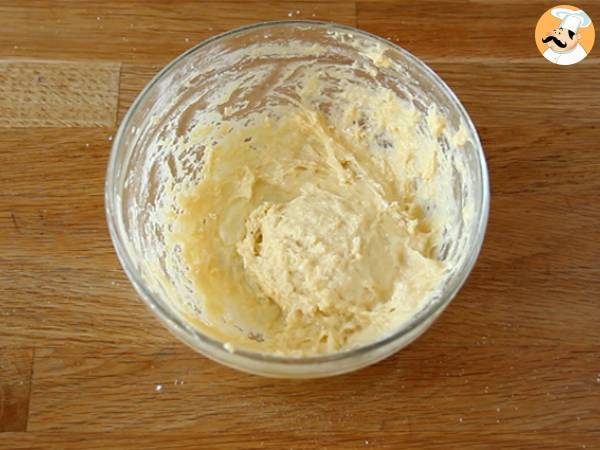 Täytetyt pannukakut béchamel-kastikkeella, juustolla ja kinkulla - Valmistelu askel 1