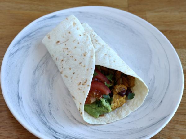 Kasvissyöjä fajitas teksturoidun soijaproteiinin kanssa - Valmistelu askel 5