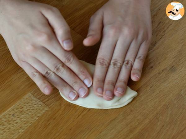 Turkkilaiset pannukakut fetalla, sitruunalla ja persiljalla - Gözleme - Valmistelu askel 7