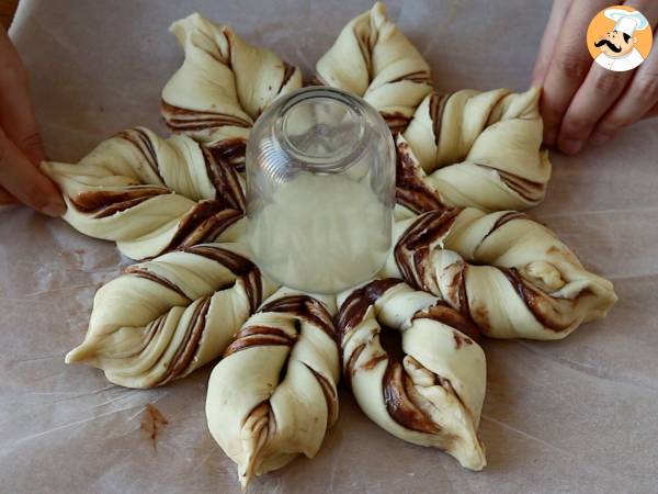 Brioche lumihiutale levitteellä - Valmistelu askel 11