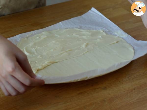 Leivonnaiskierroksia vaniljakastikkeen kermalla täytettynä - Valmistelu askel 5