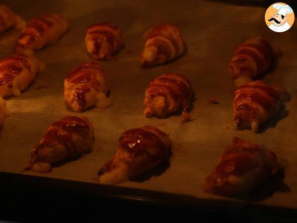 Leivonnaiscroissantit béchamel-kastikkeella, kinkulla ja juustolla - Valmistelu askel 5