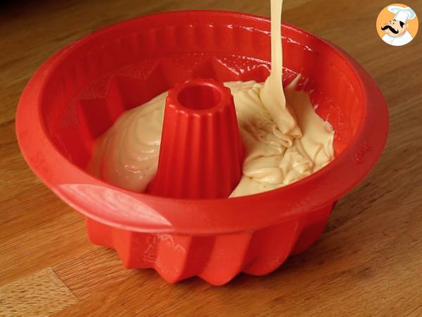 Pääsiäisen sitruuna-valkosuklaa Bundt-kakku - Valmistelu askel 4
