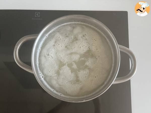 Riisisalaatti kanan, kesäkurpitsan, pinjansiementen ja balsamiviinietikkakuorrutteen kanssa - Valmistelu askel 2