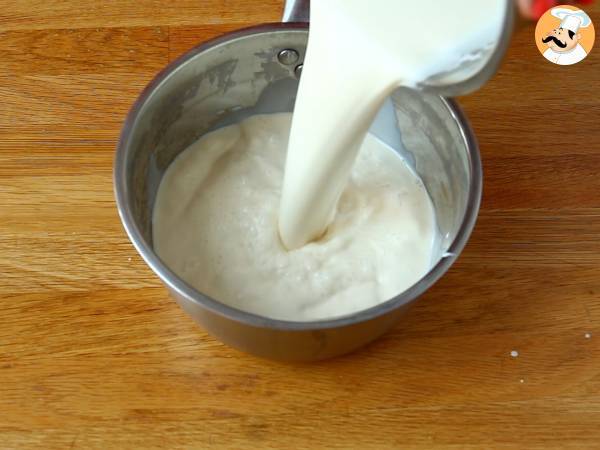 Panna cotta marjakastikkeen kanssa - Valmistelu askel 2