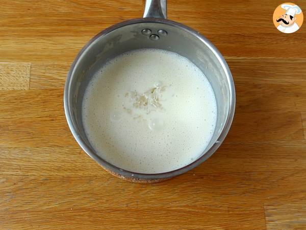 Panna cotta marjakastikkeen kanssa - Valmistelu askel 3