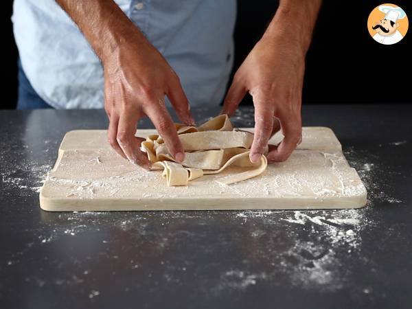 Kotitekoinen munapasta pappardelle: resepti vaihe vaiheelta - Valmistelu askel 8