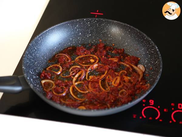 Pasta 'Ndujan kanssa, helposti valmistettava kalabrialainen pastaruoka - Valmistelu askel 3