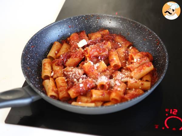 Pasta 'Ndujan kanssa, helposti valmistettava kalabrialainen pastaruoka - Valmistelu askel 6