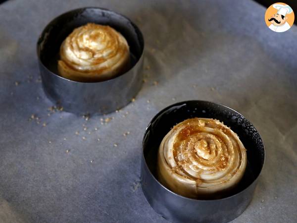 New Yorkin roll maison express, Ranskassa kovassa huudossa olevan viennoiserien edullinen versio. - Valmistelu askel 8