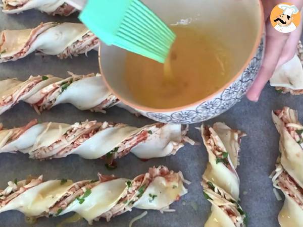 Maxi-leivonnaiskääryleitä (tomaattia, kinkkua, mozzarellaa, persiljaa) - Valmistelu askel 6