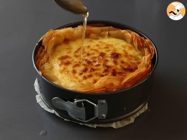 Baklava-tyylinen juustokakku pistaasipähkinöiden kanssa, rapea ja sulava - Valmistelu askel 9
