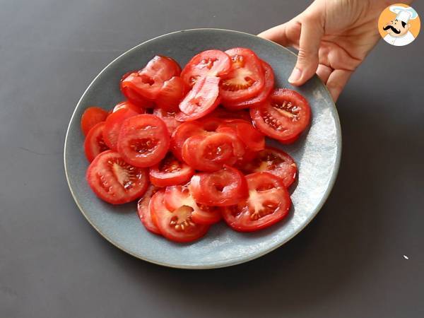 Kasvisruokaa tomaatti-feta-quiche, joka sopii täydellisesti piknikille! - Valmistelu askel 1