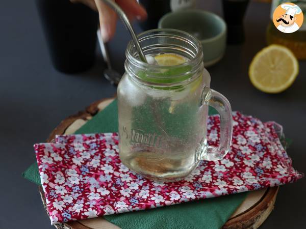 Hugo Spritz ja elderflower-siirappi, raikas ja makea cocktail - Valmistelu askel 5