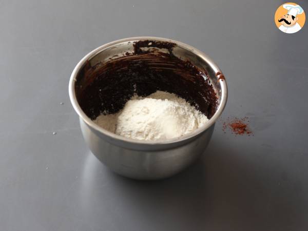 Suklaa-vadelma-brownie, puhdasta herkuttelua! - Valmistelu askel 2