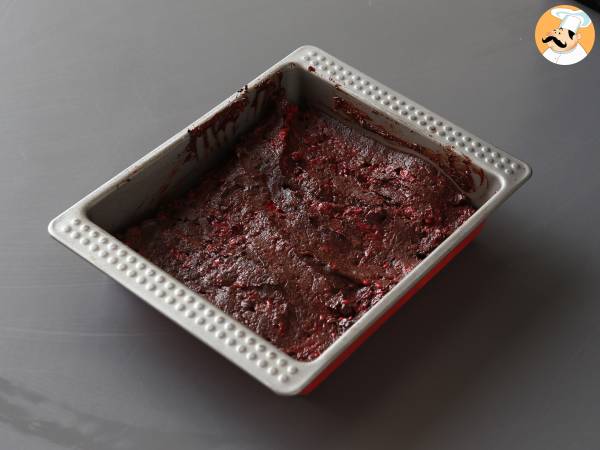 Suklaa-vadelma-brownie, puhdasta herkuttelua! - Valmistelu askel 4
