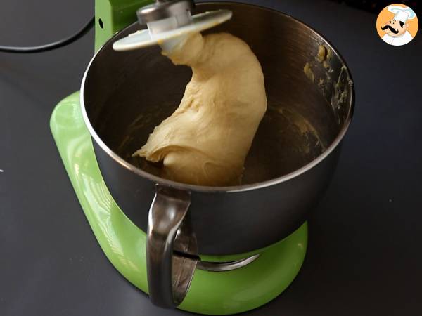 Kanelipullat, kanelibriossit vaniljakuorrutuksella - Valmistelu askel 2